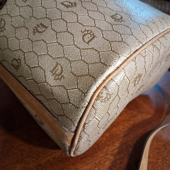 Brown Designer Bucket Bag - Picture 10 of 16